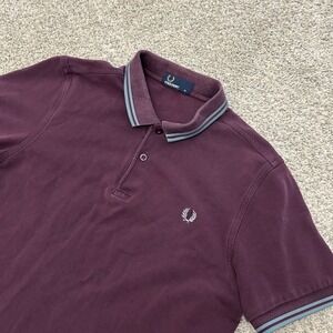 Fred Perry Polo Shirt Size Medium Burgundy Red Twin Tipped Cotton Pique M3600